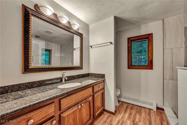 38038 Ridge Road, Willoughby, OH 44094