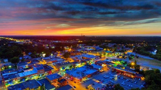 38038 Ridge Road, Willoughby, OH 44094