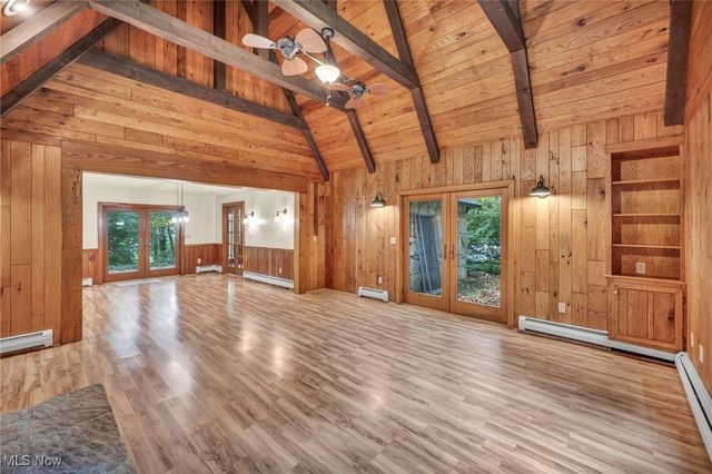 38038 Ridge Road, Willoughby, OH 44094