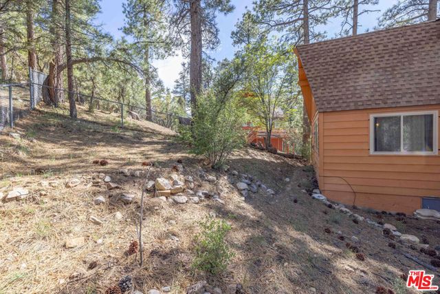 44185 Timron Lane, Sugarloaf, CA 92386