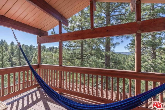 44185 Timron Lane, Sugarloaf, CA 92386