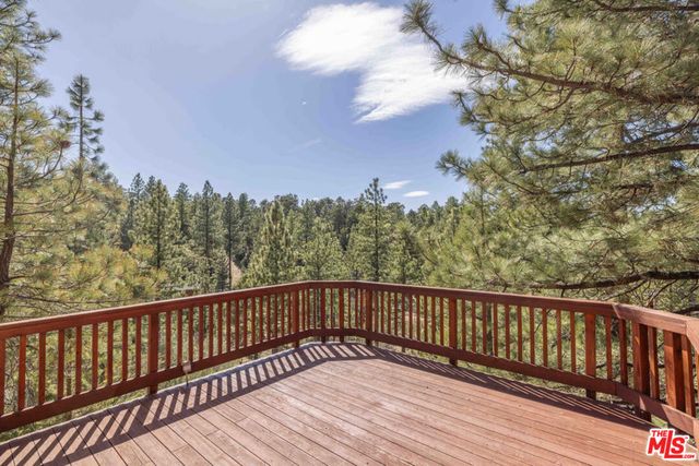 44185 Timron Lane, Sugarloaf, CA 92386