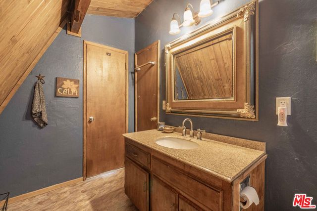 44185 Timron Lane, Sugarloaf, CA 92386