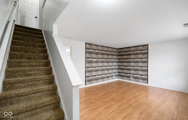 8641 Baypointe Drive, Avon, IN 46123