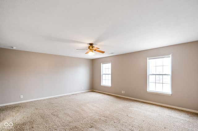 8641 Baypointe Drive, Avon, IN 46123