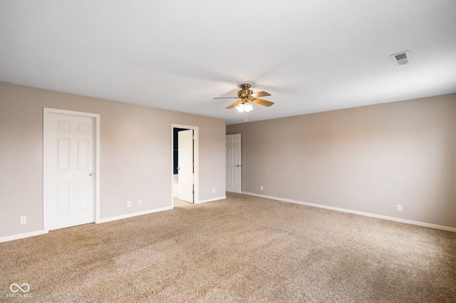 8641 Baypointe Drive, Avon, IN 46123