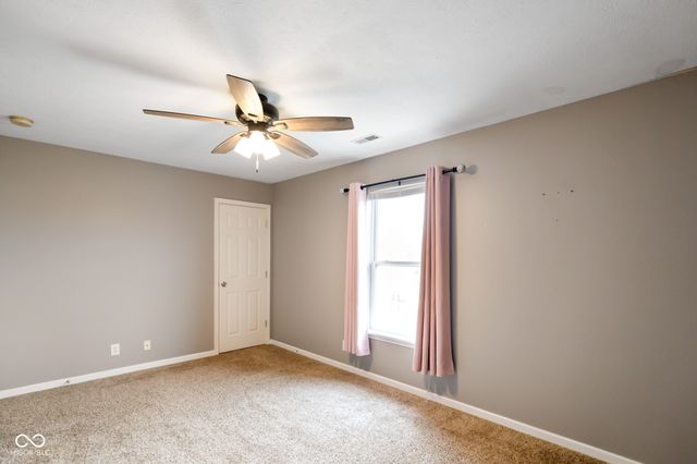 8641 Baypointe Drive, Avon, IN 46123