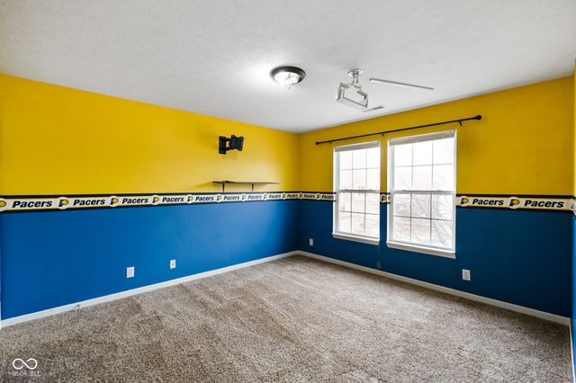 8641 Baypointe Drive, Avon, IN 46123