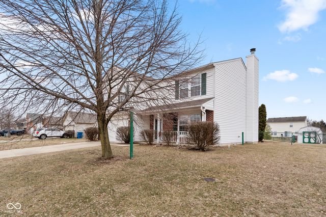 8641 Baypointe Drive, Avon, IN 46123