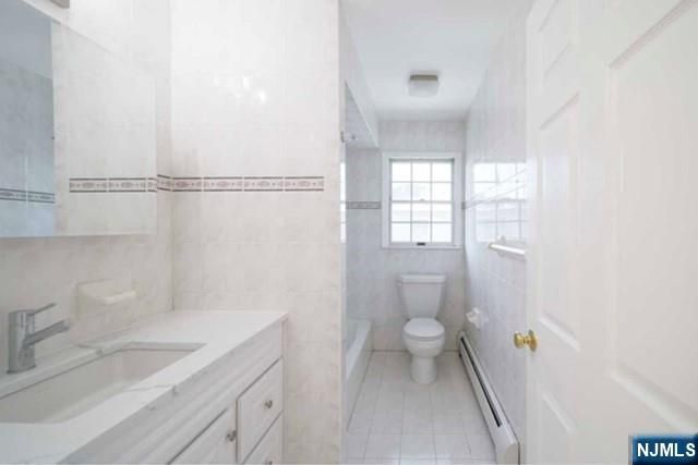 830 Elizabeth Street 2, Ridgefield, NJ 07657