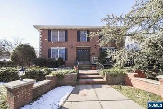830 Elizabeth Street 2, Ridgefield, NJ 07657