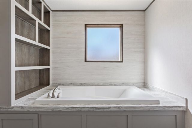 201 N Carpenter Street, Mart, TX 76664