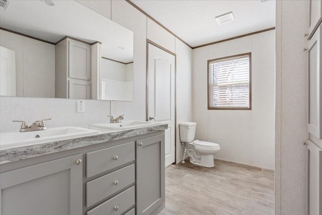 201 N Carpenter Street, Mart, TX 76664