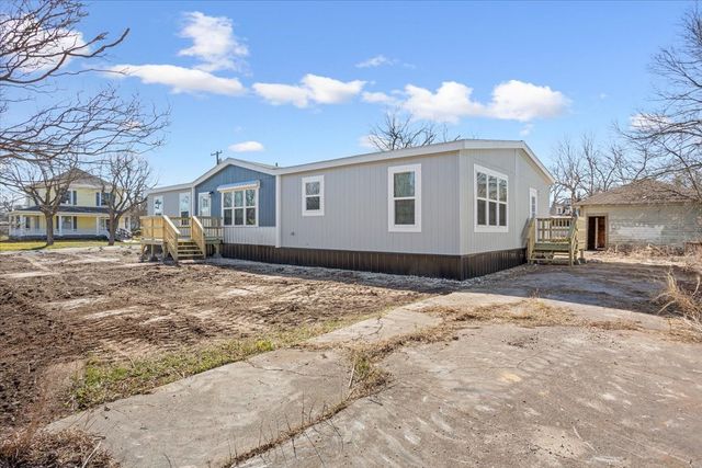 201 N Carpenter Street, Mart, TX 76664