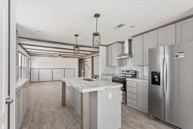 201 N Carpenter Street, Mart, TX 76664