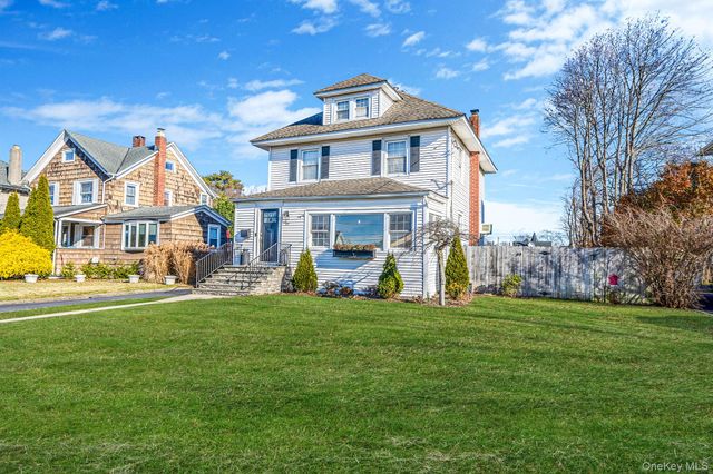 117 Jayne Avenue, Patchogue, NY 11772