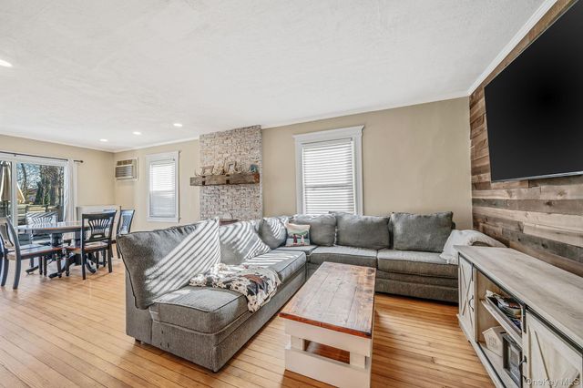 117 Jayne Avenue, Patchogue, NY 11772