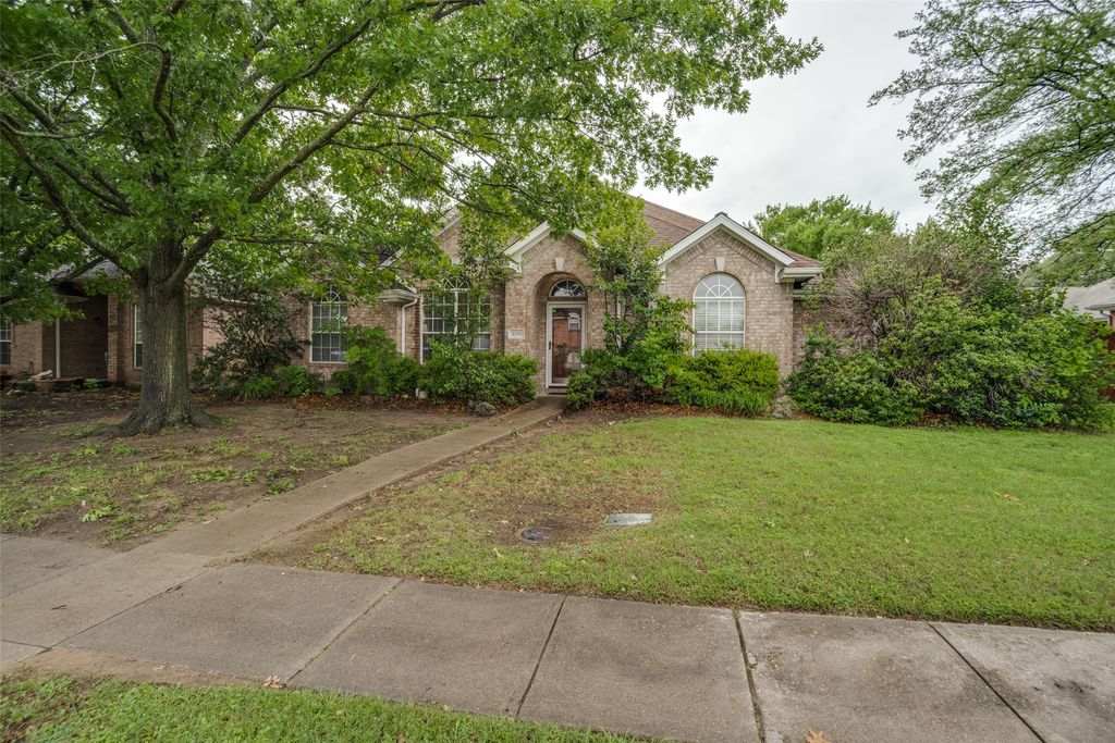 1208 Spring Creek Drive, Allen, TX 75002