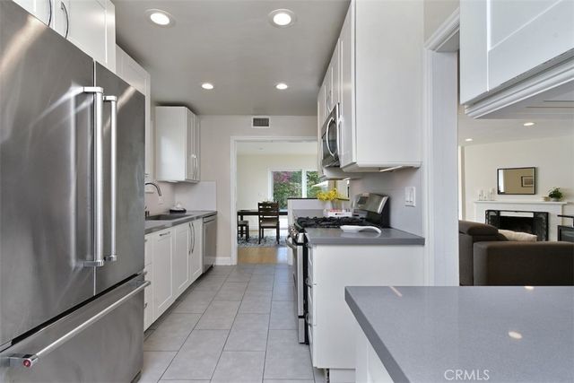 5836 Norwich Ave., Sherman Oaks, CA 91411