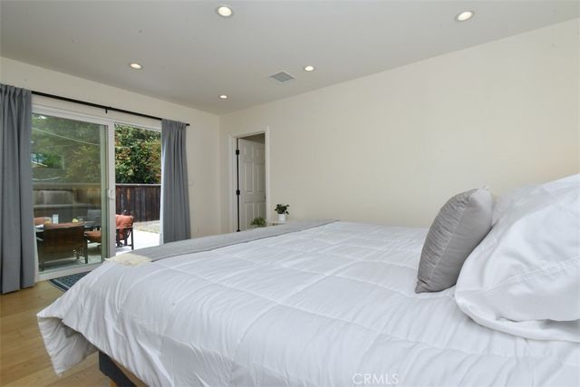 5836 Norwich Ave., Sherman Oaks, CA 91411