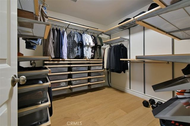 5836 Norwich Ave., Sherman Oaks, CA 91411