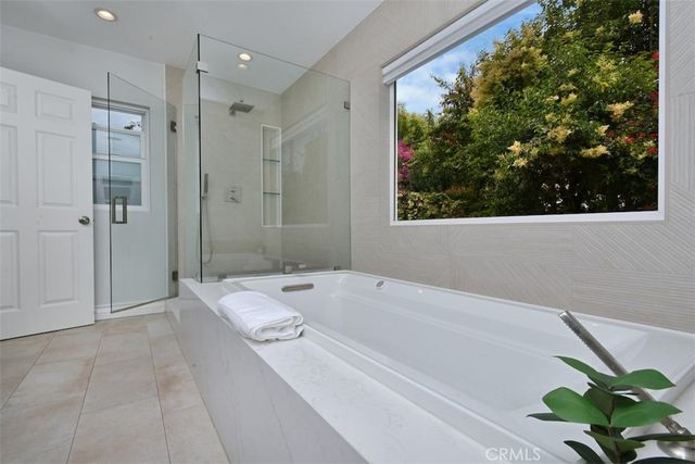 5836 Norwich Ave., Sherman Oaks, CA 91411