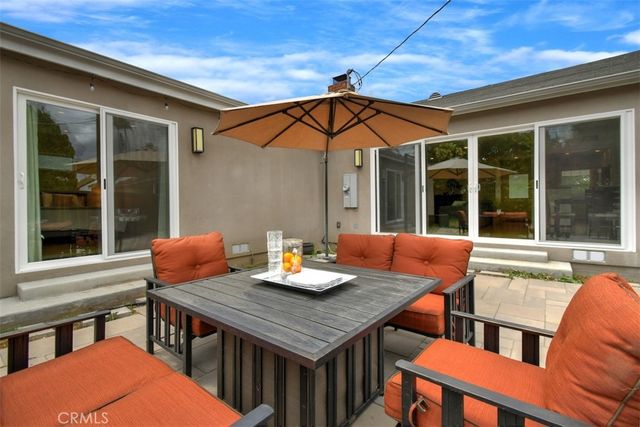 5836 Norwich Ave., Sherman Oaks, CA 91411