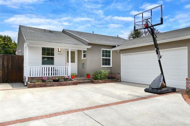 5836 Norwich Ave., Sherman Oaks, CA 91411