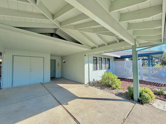 103 Grande Ave, Davis, CA 95616