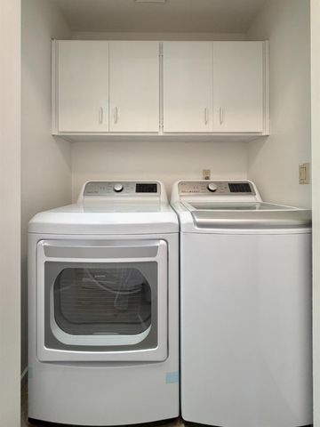 103 Grande Ave, Davis, CA 95616