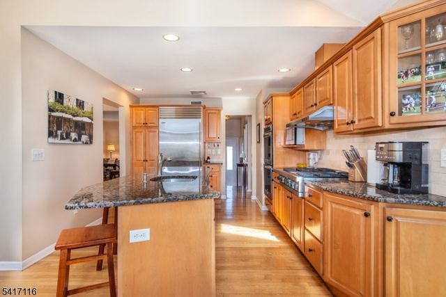 29 Long Acres Rd, Fairfield Twp., NJ 07004