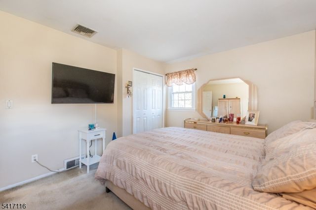 29 Long Acres Rd, Fairfield Twp., NJ 07004