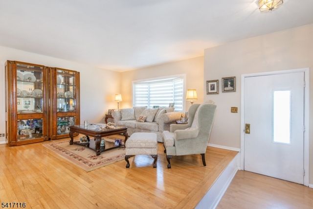 29 Long Acres Rd, Fairfield Twp., NJ 07004