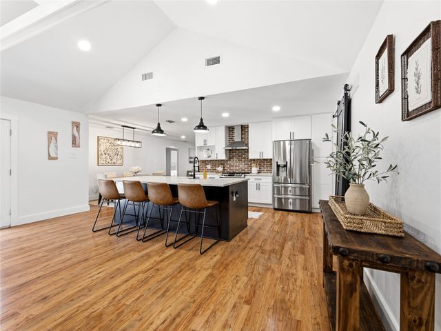109 Oaktree Drive, Highland Village, TX 75077