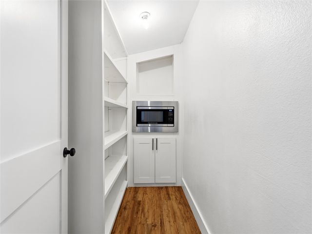 109 Oaktree Drive, Highland Village, TX 75077