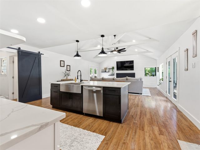 109 Oaktree Drive, Highland Village, TX 75077