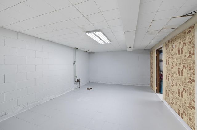 7928 Hillside Trail S, Cottage Grove, MN 55016