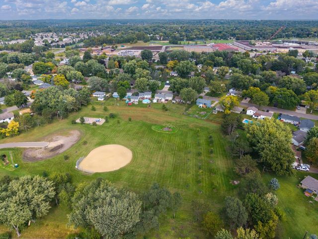 7928 Hillside Trail S, Cottage Grove, MN 55016