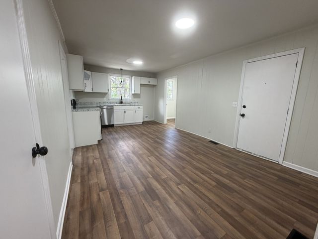 1004 Glenview Dr, Nashville, TN 37206