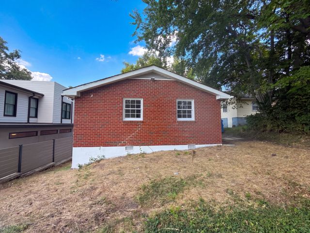 1004 Glenview Dr, Nashville, TN 37206