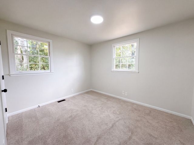 1004 Glenview Dr, Nashville, TN 37206