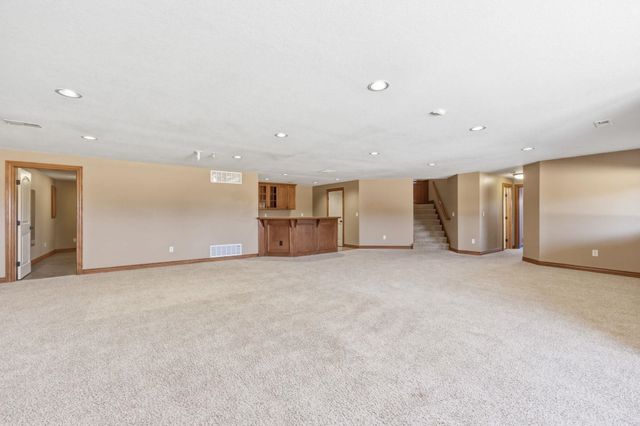 13716 E Mainsgate St, Wichita, KS 67228