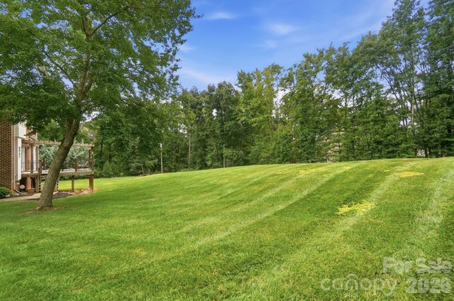 5616 Polk Mountain Drive, Marshville, NC 28103