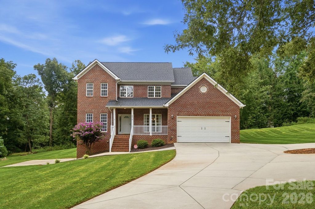 5616 Polk Mountain Drive, Marshville, NC 28103
