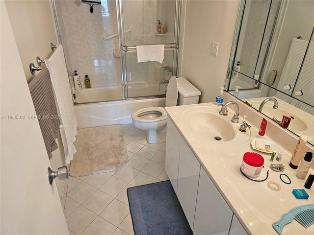 300 Bayview Drive 905, Sunny Isles Beach, FL 33160