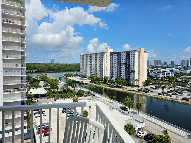 300 Bayview Drive 905, Sunny Isles Beach, FL 33160
