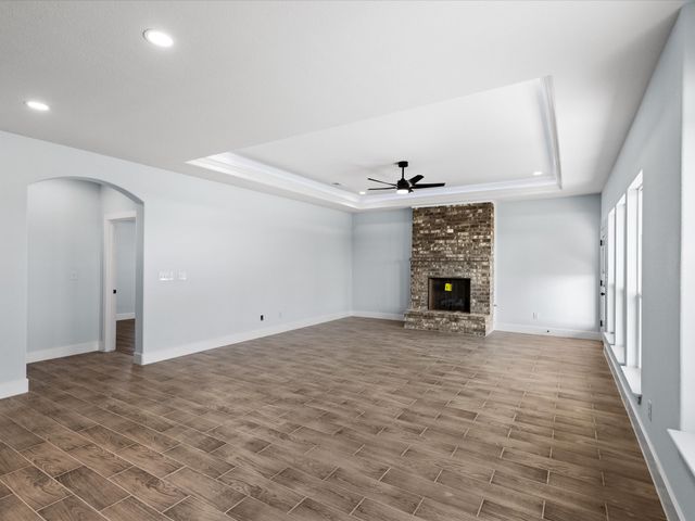 1013 Magnolia Court, Springtown, TX 76082