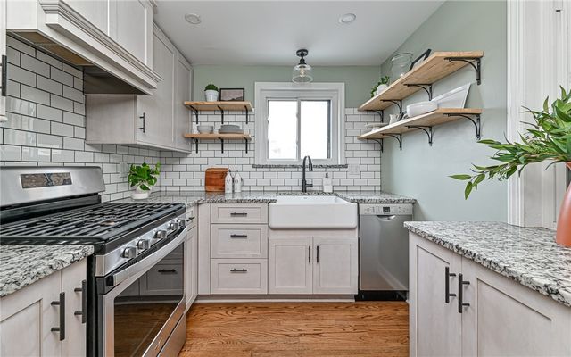 413 Center Ave, Aspinwall, PA 15215