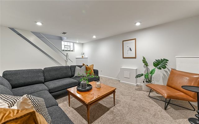 413 Center Ave, Aspinwall, PA 15215