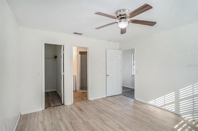 8512 LAZY RIVER DRIVE, Tampa, FL 33617